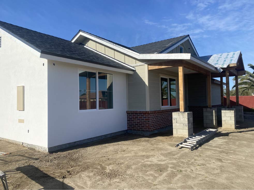 One coat foam system, with an acrylic color finish
